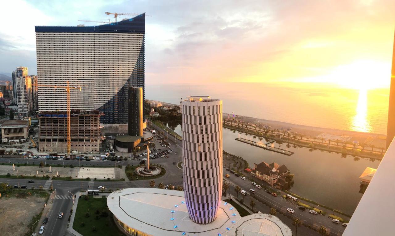 Black Sea VI Dari Apartments Batumi Eksteriør billede