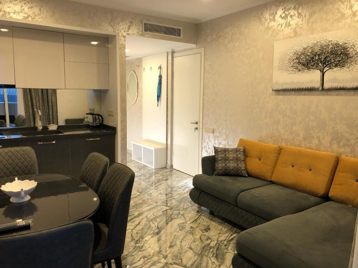 Black Sea VI Dari Apartments Batumi Eksteriør billede